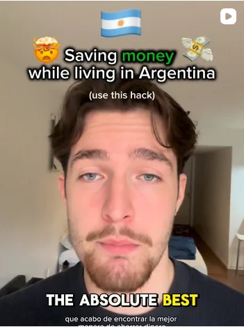 Expat in Buenos Aires reviewing CacaoCash on Instagram